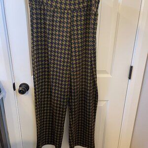 Fun Houndstooth Pants